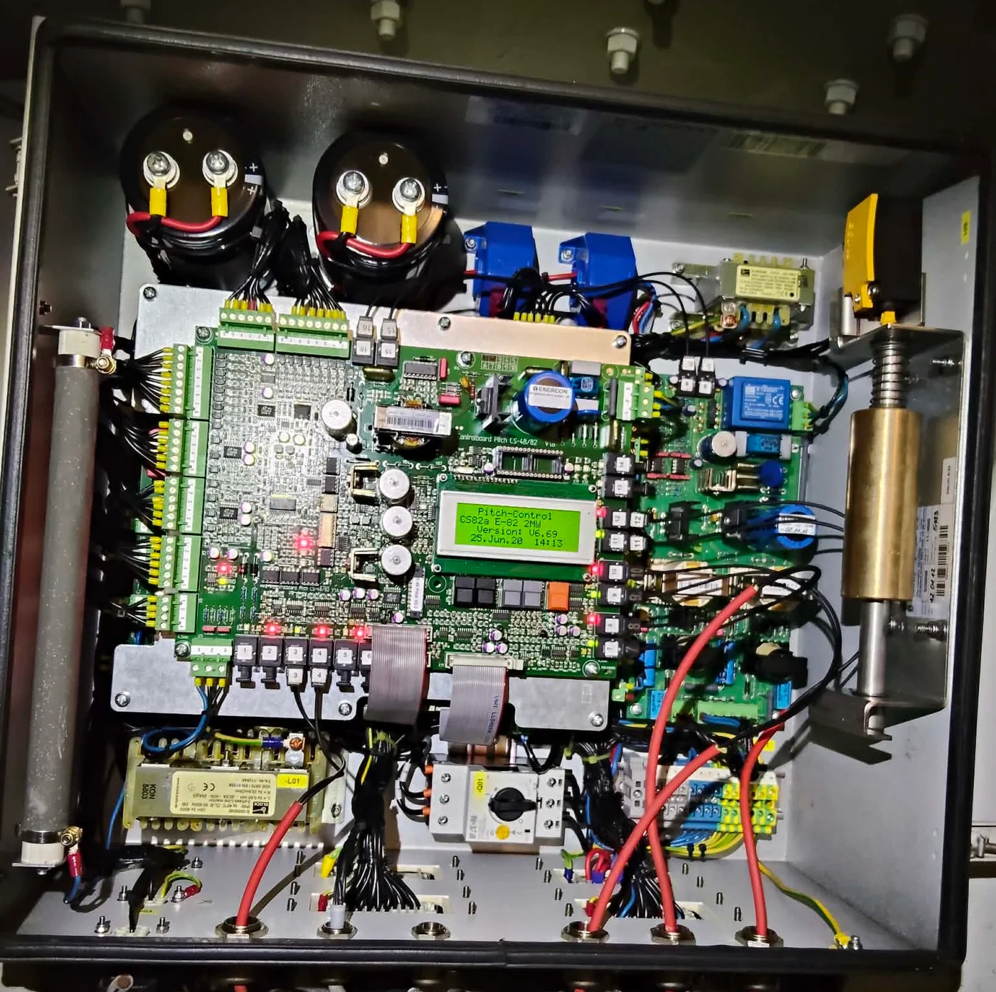 Complete pitch-control cabinet from the Enercon E70 and E82 parts intake